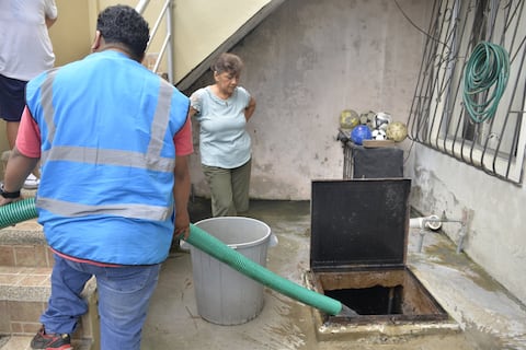 Sectores de Durán empiezan a recibir agua, pero se advierte que roturas en el acueducto podrían continuar