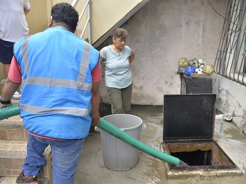 Sectores de Durán empiezan a recibir agua, pero se advierte que roturas en el acueducto podrían continuar