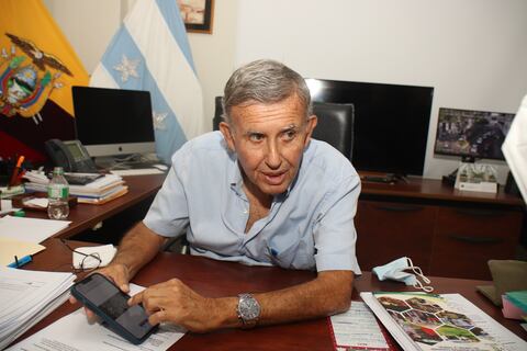 Gustavo Zúñiga anuncia que presentará su renuncia tras 30 años de servicio en el municipio de Guayaquil: Aquiles Álvarez ya había sentenciado que ‘terminó su espacio’