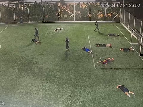 Video revela cómo se dio ataque en cancha de Mocolí: sujetos revisaron a sus objetivos previo a su ejecución