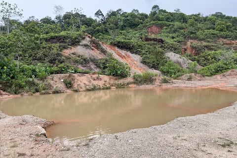 Cicatrices mineras en rincones remotos de la Amazonía la están transformando en una “bomba de tiempo de carbono”