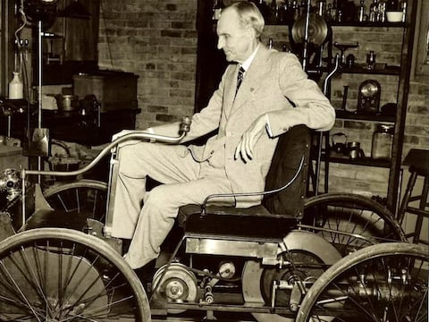 Frase del día de Henry Ford: “No encuentres la falla, encuentra el remedio”