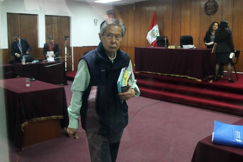 Fiscal dice que Alberto Fujimori ordenó pagos a diarios en Perú