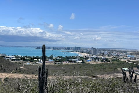 Balnearios de Santa Elena alcanzan entre el 80 % al 90% en reservas para Carnaval