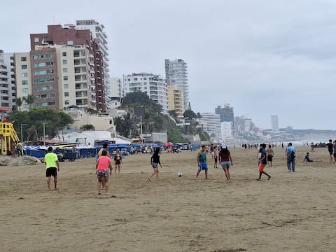 Feriado de Semana Santa en Manta con alta afluencia y 80% de ocupación hotelera