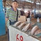 Abastecimiento y oferta comerciantes de mariscos en Manta se acomodan por toque de queda: “Los carros ya no llegan de madrugada”