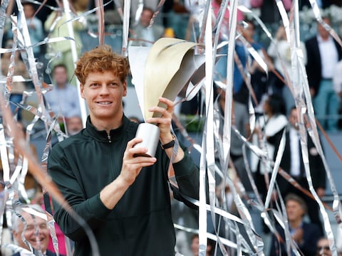 Jannik Sinner arrasa a Alexander Zverev y conquista el Masters 1000 de Madrid