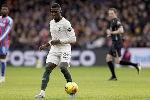 Con Moisés Caicedo, Chelsea derrota al Crystal Palace en la Premier League