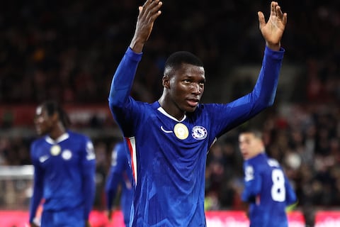 Chelsea de Moisés Caicedo deja escapar puntos ante Burnley en la última jugada del partido