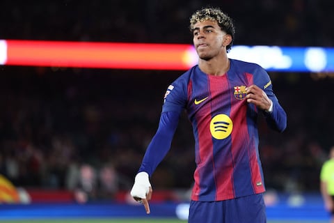 Goleada del FC Barcelona al Real Oviedo de Guillermo Almada para seguir en la punta de la liga española