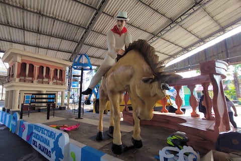 Estos son los seis carros alegóricos que rinden homenaje a Guayaquil en el desfile Guayas Vive