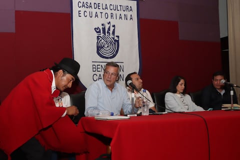 Centro Democrático escogerá un nuevo precandidato a la Presidencia de Ecuador