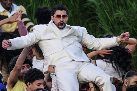 Bad Bunny borra todo de Instagram tras el Super Bowl y dispara teorías entre fans