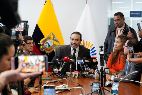 Mishel Mancheno pide suspensión sin remuneración para Juan Andrés González por presunta falta grave en la Asamblea Nacional