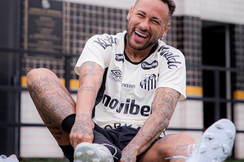 Neymar será baja en Santos FC para visitar al Deportivo Cuenca en el inicio de fase de grupos de Copa Sudamericana