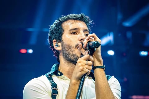 Sebastián Yatra llegó a Ecuador: el cantante dará un concierto en Quito