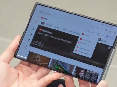 Pantalla enrollable, no plegable: Así es el Samsung Galaxy Z Roll 5G