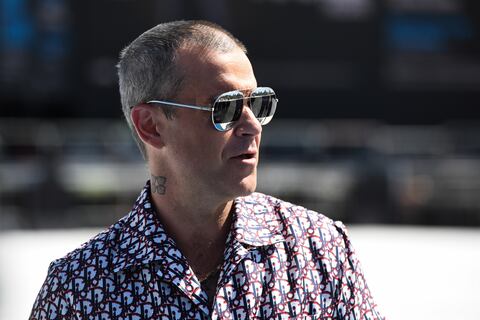 Robbie Williams sobre rumores acerca de su sexualidad: “Yo soy un hombre heterosexual que se identifica como gay”