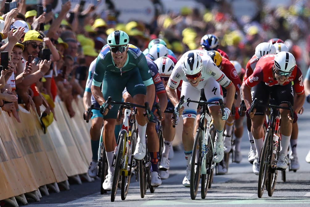 Tim Merlier gana etapa 9 del Tour de Francia mientras Tadej Pogacar sigue como líder de la general