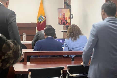 Caso Pruebas COVID-19 contra Abdalá Bucaram, su hijo Jacobo y otros dos procesados entra en su octavo día de audiencia de juzgamiento