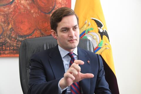 Esteban Torres: No vamos a dejar las cárceles (de Ecuador) sin el cuidado de los militares