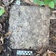 Un tesoro escondido en el patio trasero: Así fue como se descubrió una pieza arqueológica de casi 2000 años de antigüedad escondida en una piedra