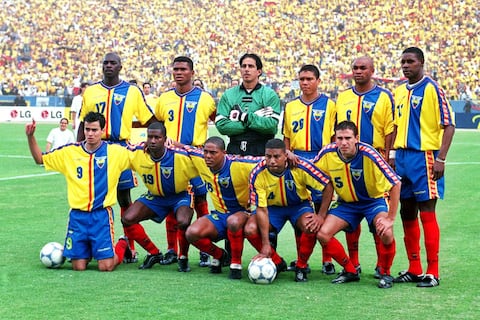 De Corea-Japón 2002 al Mundial 2026: así ha cambiado la camiseta de Ecuador desde su primer Mundial