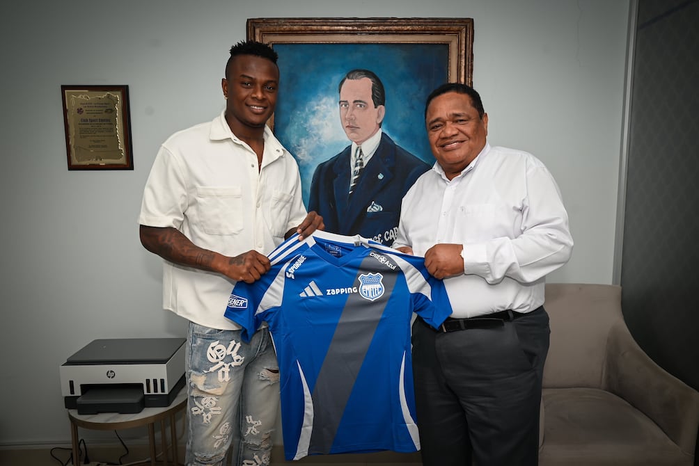 ¿Baja para el Clásico del Astillero?: Emelec se pronuncia sobre lesión del atacante José Angulo