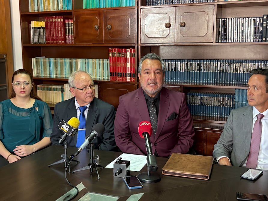 Denuncia por presunto peculado en la Defensoría del Pueblo se presenta en la Fiscalía