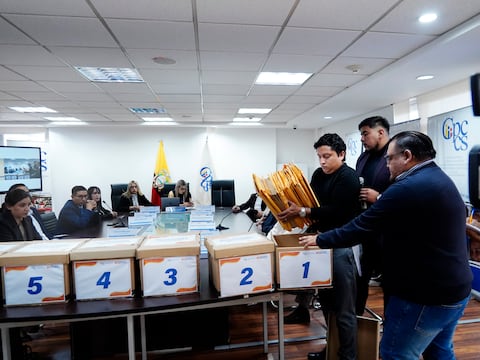 27 postulantes al concurso de fiscal general son admitidos para continuar con el proceso, 48 quedan inadmitidos