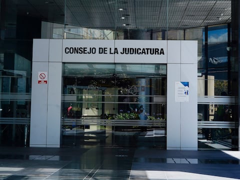 Tres directores provinciales de la Judicatura fueron destituidos por atribución de funciones