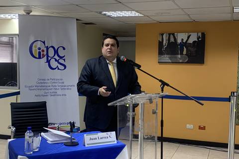 Piden no posesionar al nuevo procurador del Estado,  Juan Carlos Larrea, por ser accionista del Banco Guayaquil