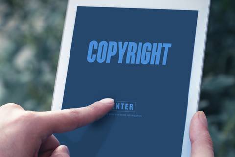 La importancia de los derechos de autor y la propiedad intelectual para los creadores de contenido digital
