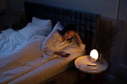 Insomnio y problemas de concentración: síntomas que se reflejan en el cuerpo por la adicción al teléfono móvil