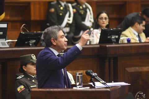 Fausto Murillo advierte a los asambleístas tener cuidado de que atrás del juicio político esté la mafia del narcotráfico moviendo los hilos
