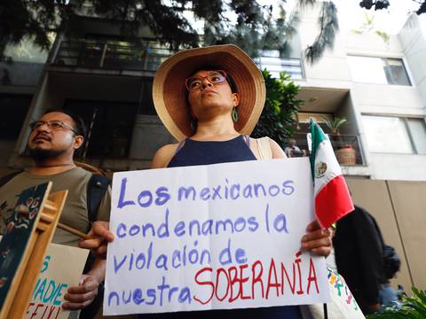 México pide a la Corte Internacional de Justicia que ordene a Ecuador permitir el desalojo de sus sedes diplomáticas y la residencia privada de sus agentes