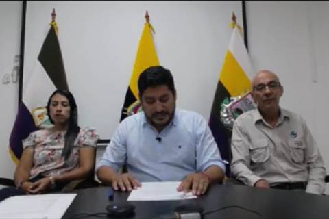 ‘Pirotecnia usada en Puerto Ayora fue insonora, no la convencional donde el estallido es sumamente fuerte’, dice Consejo de Gobierno de Galápagos