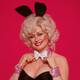 A sus 75 años, Dolly Parton recrea su icónica portada para la revista Playboy