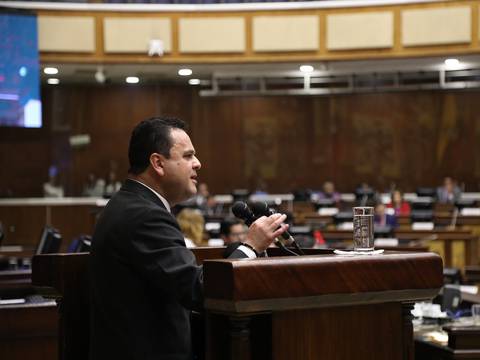 Asamblea Nacional censuró al exministro Esteban Bernal