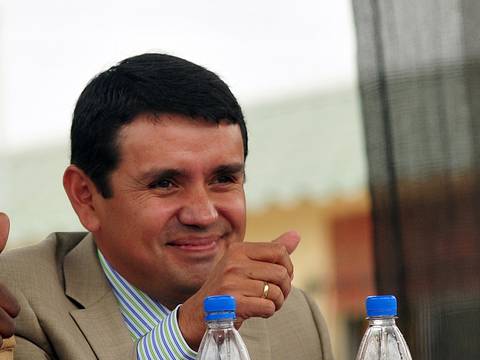 Corte Nacional trabaja en proceso de extradición de Walter Solís en el caso Sobornos, mientras él pide asilo político a México