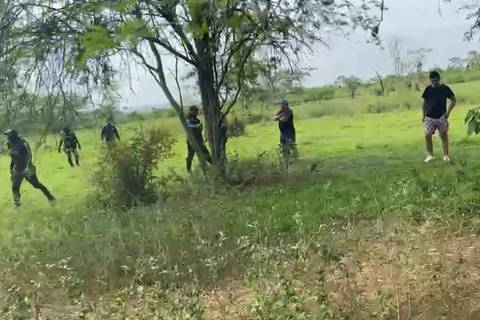 Hallan asesinado a hombre que estaba desaparecido en El Oro; su carro fue encontrado incinerado