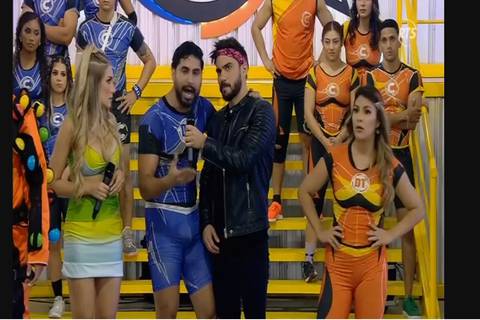 ‘Combate’: Participante del equipo azul llama “malcriada” a Isis Cleo y le pide respeto