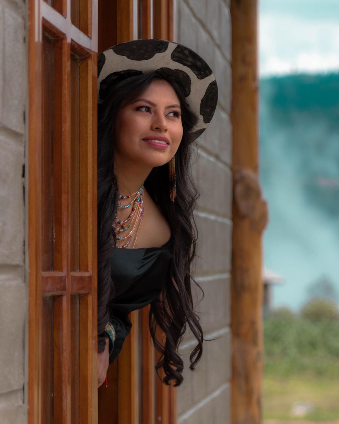 La ‘youtuber’ Nancy Risol quiere ser una Bridgerton; mira la ‘audición’ que hizo para Netflix