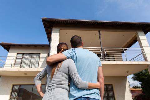 ¿Qué es mejor: comprar a plazo o alquilar una casa? 