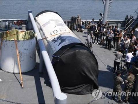 Seúl dice que el satélite norcoreano que cayó al mar Amarillo no tiene utilidad militar