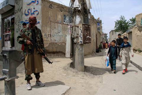 Atentados en centros educativos en Afganistán dejan 6 muertos y 15 heridos