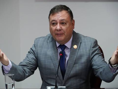 Caso Villavicencio: el ministro Juan Zapata y el general Fausto Salinas son llamados por la Fiscalía a rendir versión casi al cierre de la instrucción fiscal