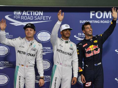 Lewis Hamilton sale 1º en prueba final del año en Fórmula Uno
