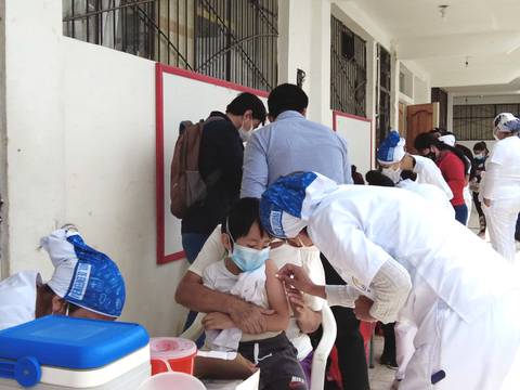 Ministerio de Salud implementará una campaña de vacunación contra el sarampión en 2023
