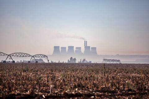Industria del carbón genera contaminación mortal en Sudáfrica